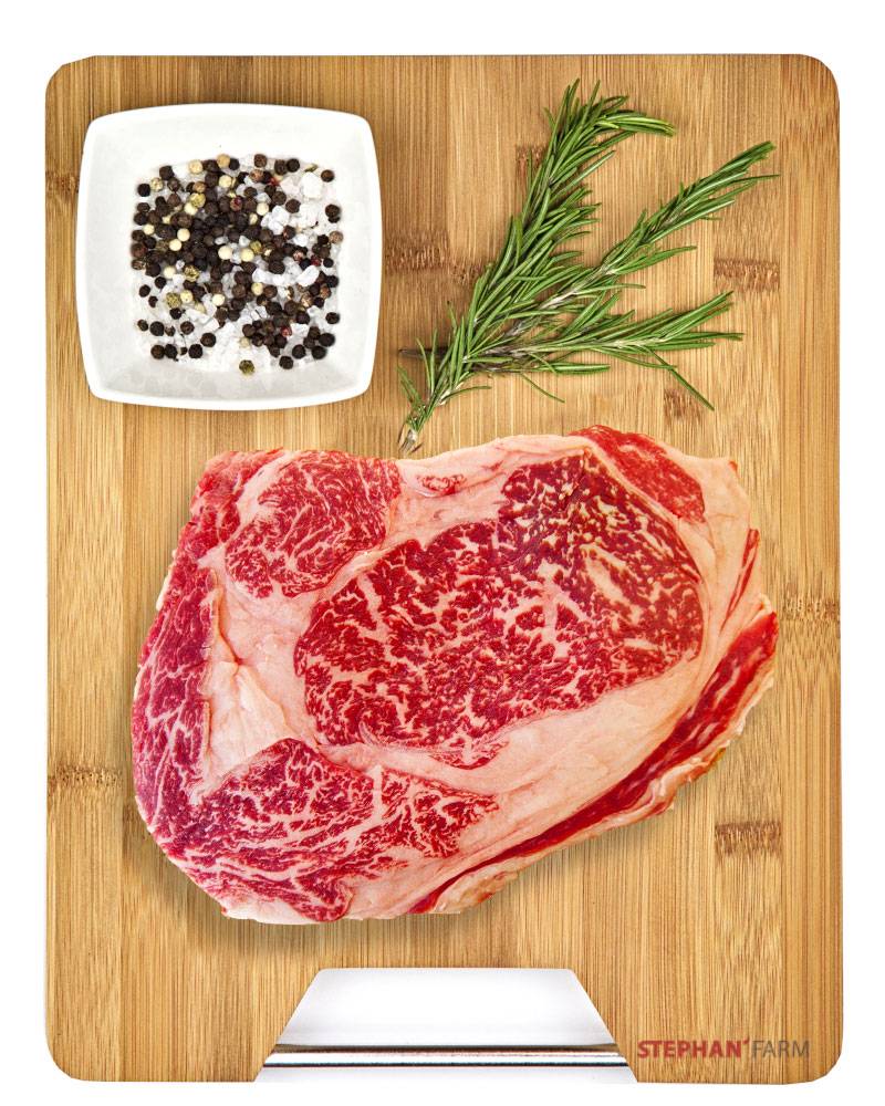 wagyu ribeye steak, wagyu rib eye im Ganzen